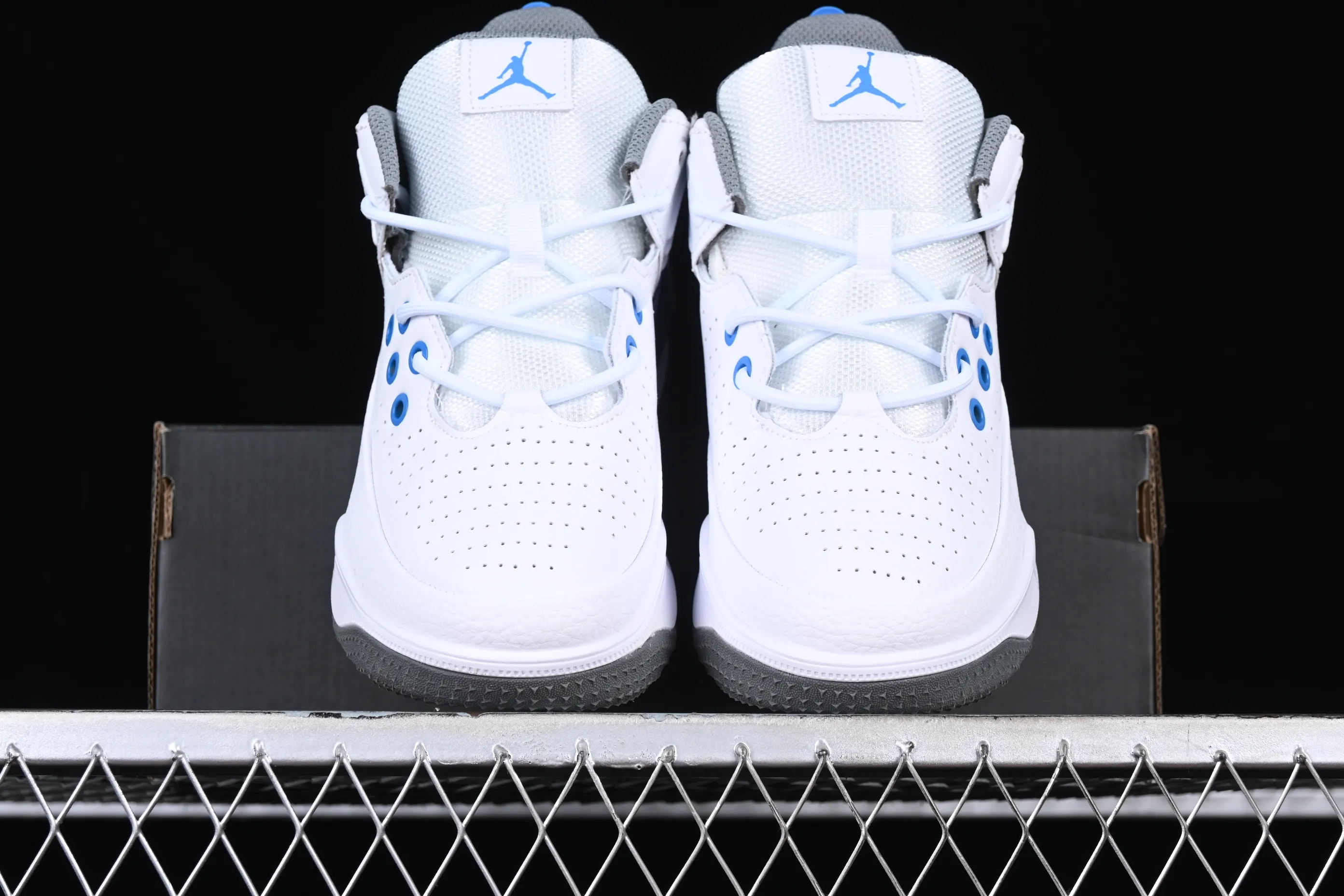 All categories Air Jordan Jordan series basketball shoes Air Jordan 5 Air Jordan Max Aura 5 retro air cushion basketball shoes DZ4353-145